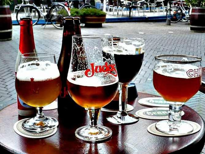 The 10 Best Bars In Chelsea, NYC