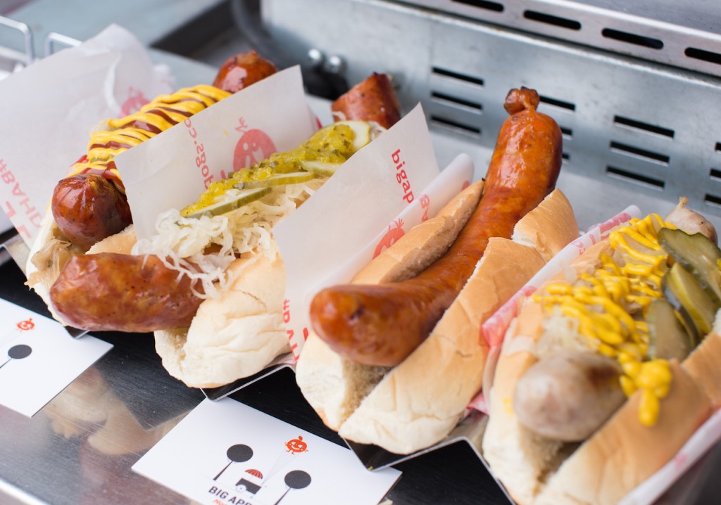 Gourmet Extra Large Beef Hot Dog Gourmet Extra Large Beef Hot Dog