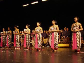 Bedoyo Dancers