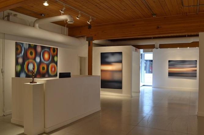 Herringer Kiss Gallery