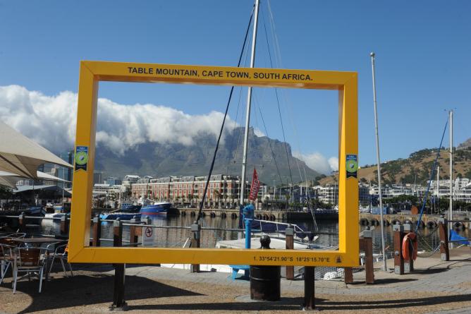 WDC 2014 -V&A Waterfront Table MountainFrame © Andrew Brown