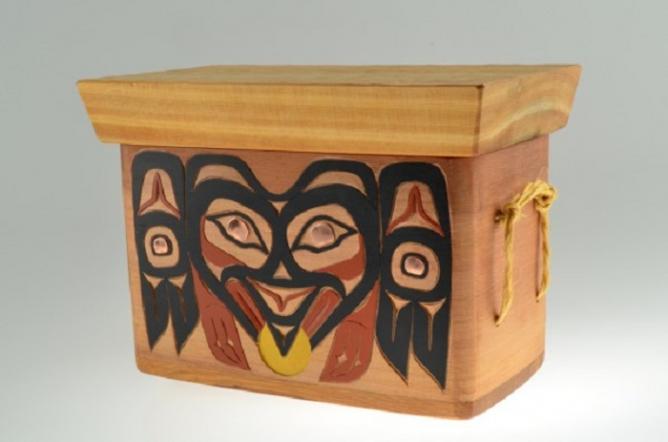 Raven Stealing the Sun Cedar Box Timber Vavalis Tlingit