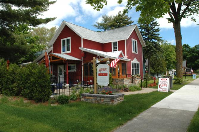 The 10 Best Restaurants In Traverse City Michigan