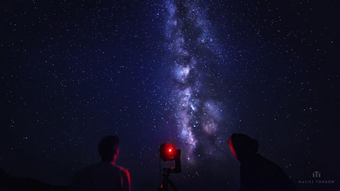 Exploring dark sky - Zakynthos | © Maciej Tomkow