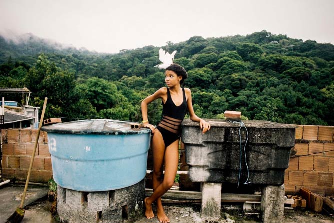 Le top model, Isabelly ,13 ans, favela de Rocinha