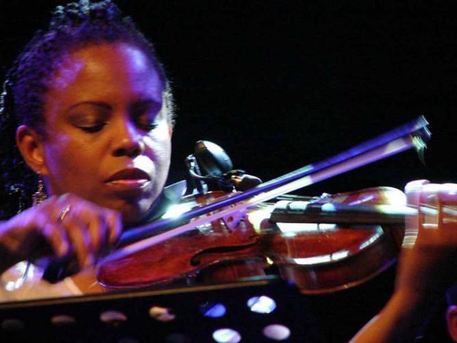 10 Female Jazz Musicians You Need To Know