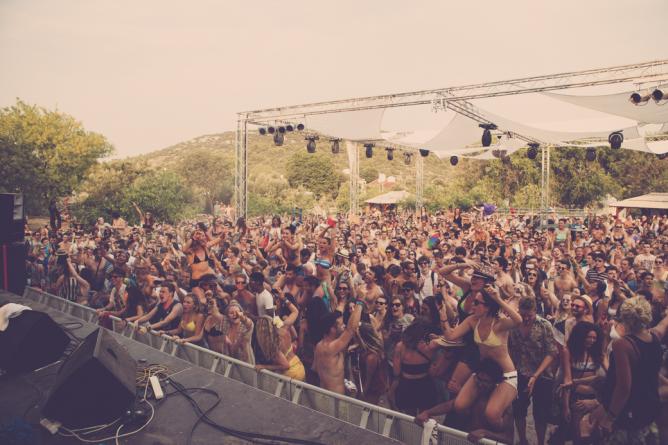 Music That Doesn T Need Wifi >> Soundwave Festival Croatia 2015: Everything You Need to Know Music That Doesn T Need Wifi >> Soundwave Festival Croatia 2015: Everything You Need to Know