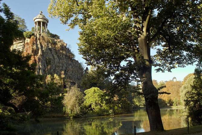Parc Des Buttes Chaumont Rue Botzaris Paris The 10 Most Beautiful Parks In Paris, France