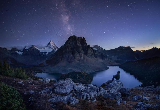 Assiniboine Dreams © Paul Zizka