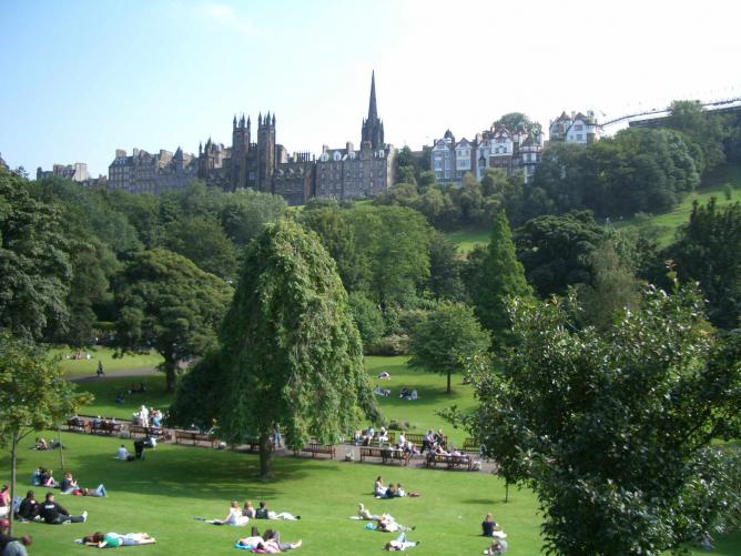 The 7 Best Parks To Visit in Edinburgh