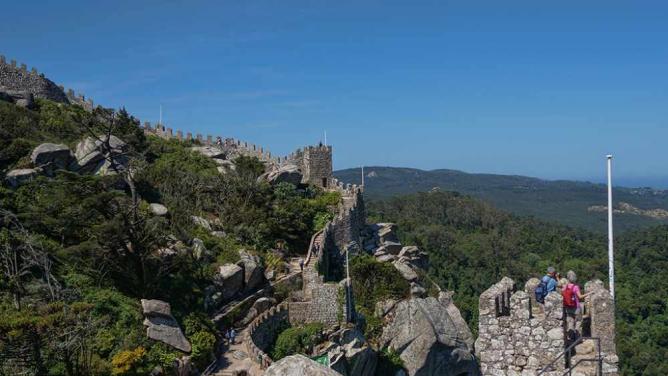 Castelo de los Mouros © Valeria Nikonova