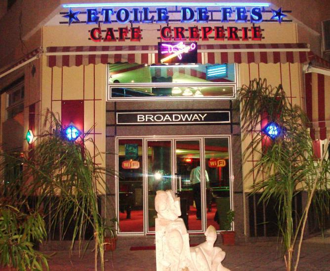 Broadway Café