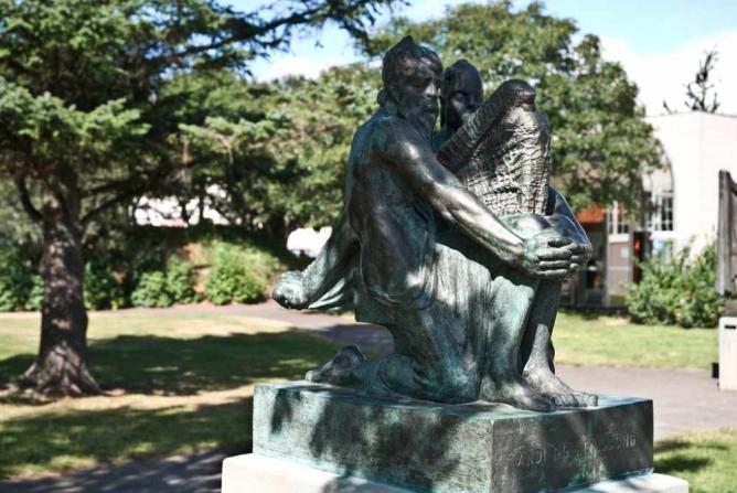 Einar Jónsson Sculpture Garden | ©ThomasQuine/Flickr