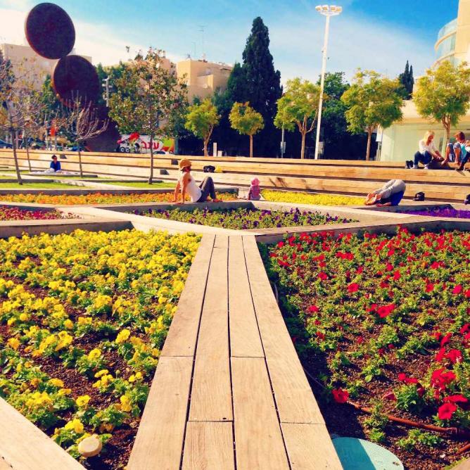 Kikar HaTizmoret Garden | © Zo Flamenbaum
