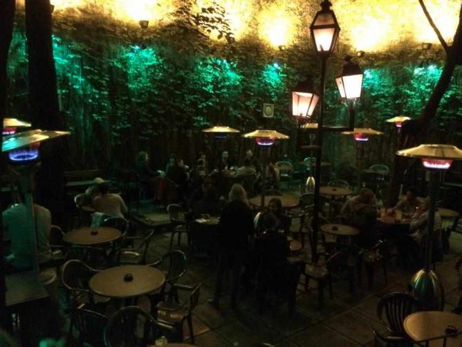 Terrace | Courtesy of Pub Le Sainte-Élisabeth
