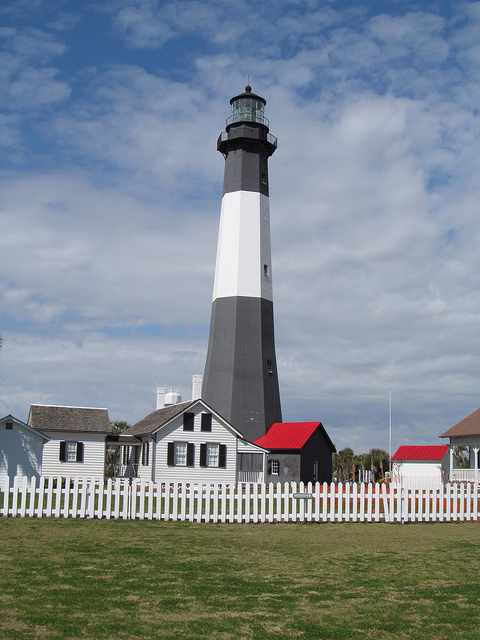 Tybee Island Lighthouse | &#xA9;&#x200E; Doug Kerr/Flickr