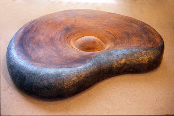 Hadas Ofrat, Crisis of the object, 2, 1996-7, Okome wood, Sapele wood, lead, brass | © Hadas Ofrat