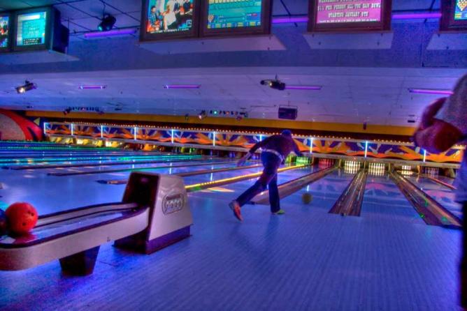 Cosmic Bowling | &#xA9; Steve Hard/Flickr