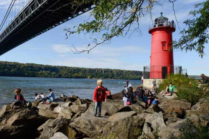 Little Red Lighthouse | © Daniel Avila/NYC Parks