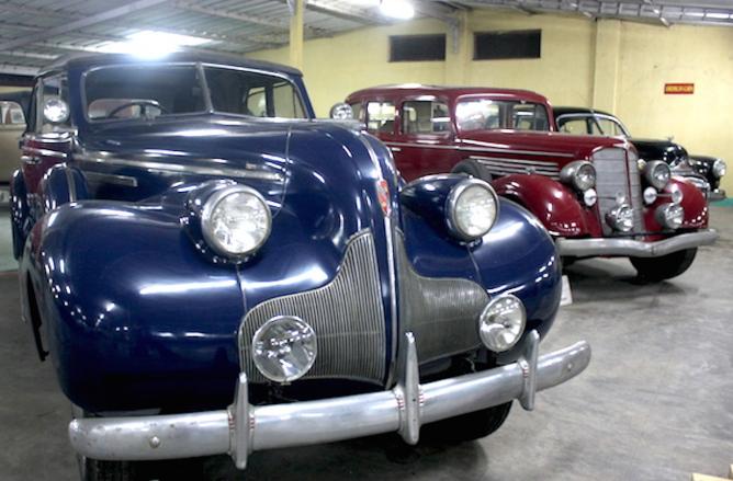 A rare model of Buick Roadmaster from 1939 spotted at Vintage Car Museum in Ahmedabad | © Aditi Gupta