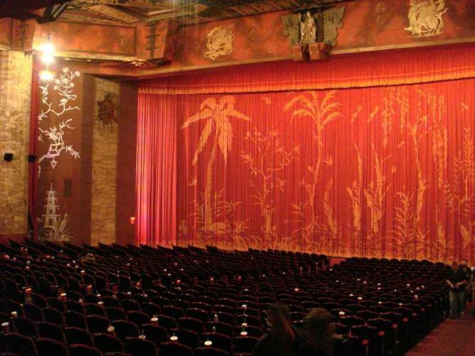 Mann's Chinese Theater © Bobak Ha'Eri