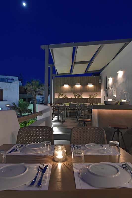 Romantic rooftop terrace Les Amis