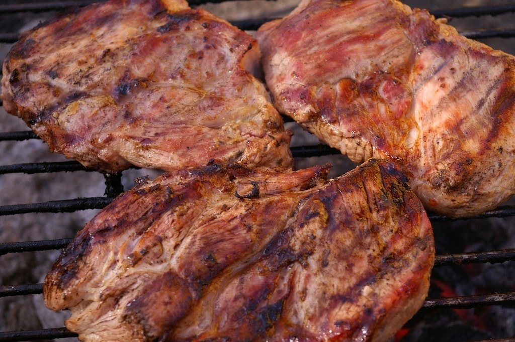 grilled-meats-1309453_1280