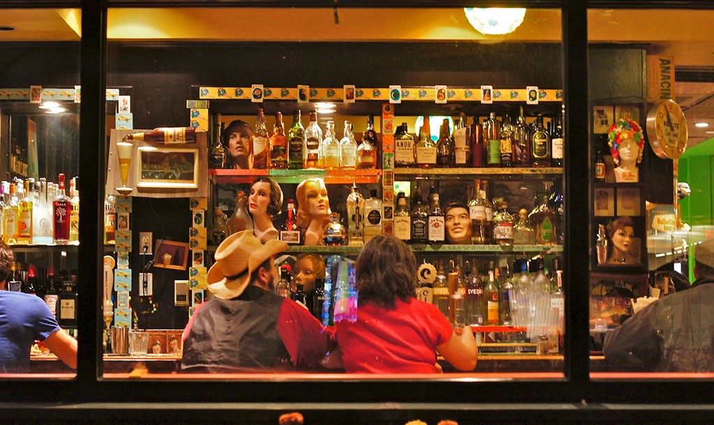 The Friendly Toast | © Ted Eytan / Flickr