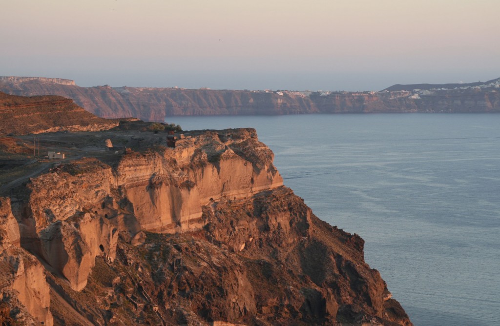 Santorini Caldera Sundown | ©bongo vongo/Flickr