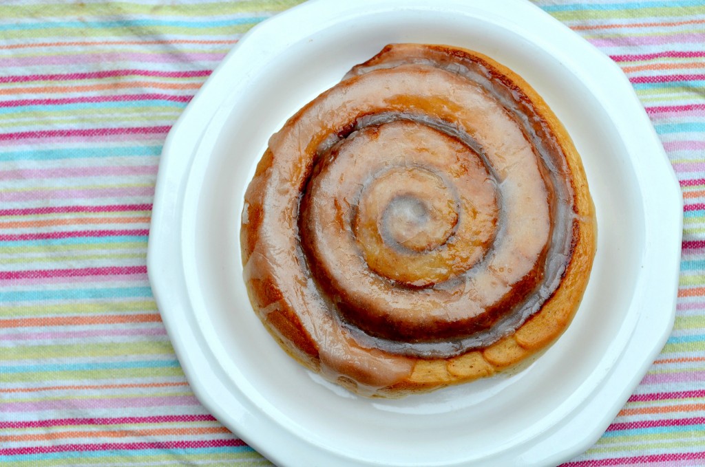 Cinnamon Roll | © Stephanie / Flickr