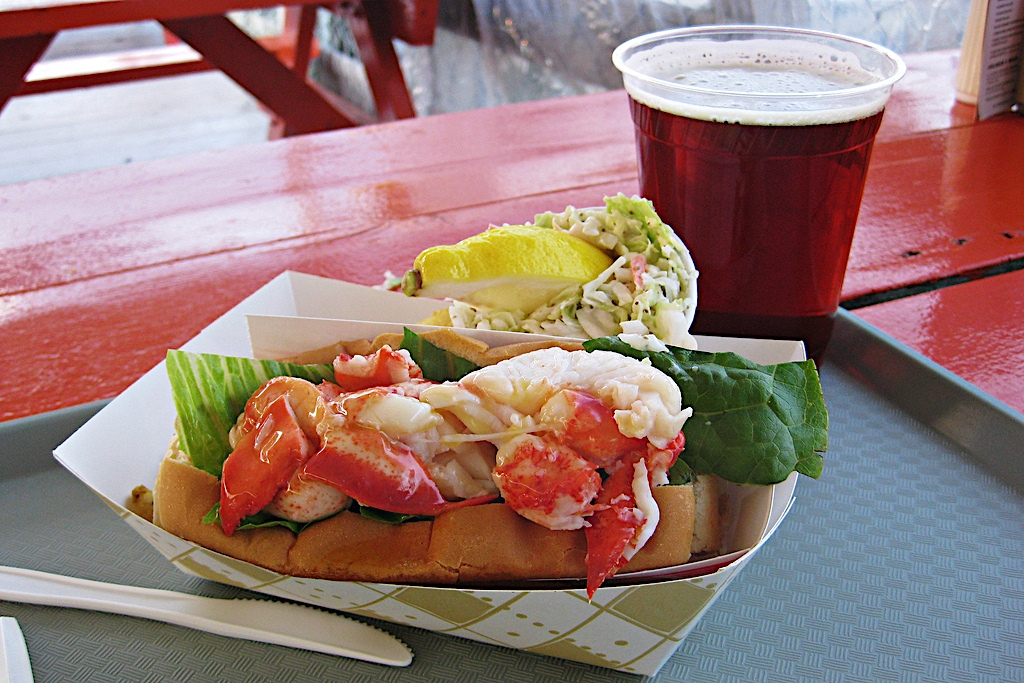The 10 Best Lobster Restaurants In Maine