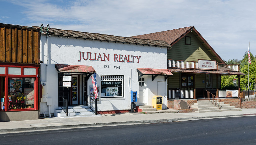 Julian © Tuxyso/Wikicommons