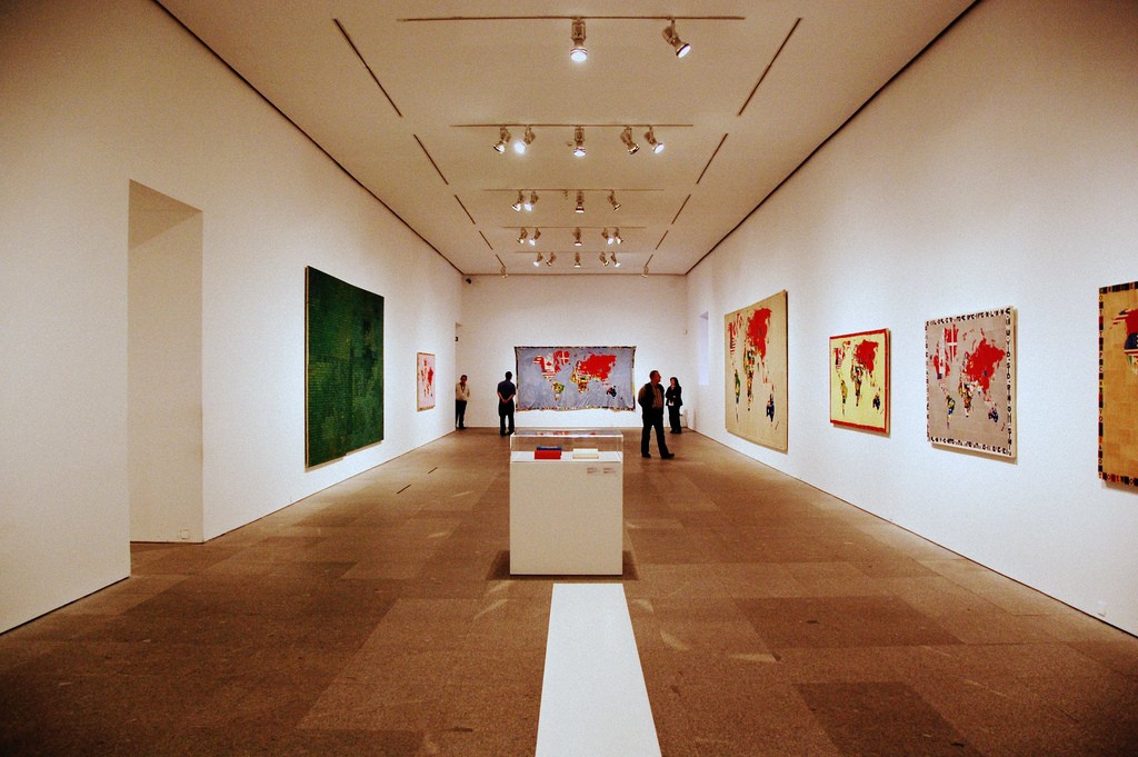Museo Nacional Centro de Arte Reina Sofia | ©LWYang/Flickr