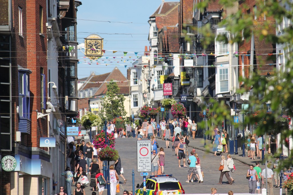 Guildford High Street | ©Tim Sheerman-Chase/Flickr