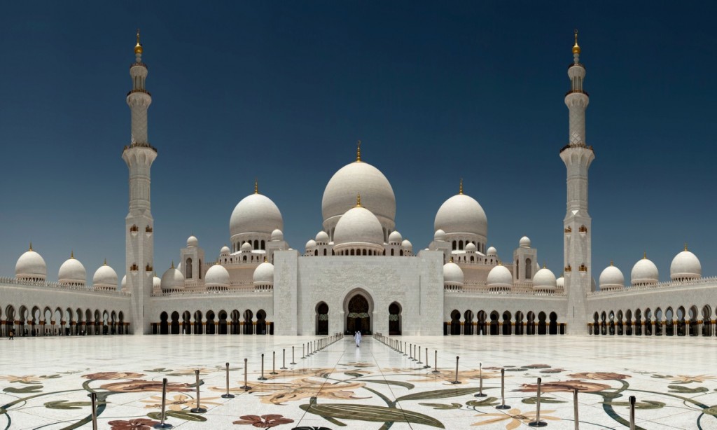 Sheikh Zayed Grand Mosque | ©mohamad atif mohamad nadzir/Flickr