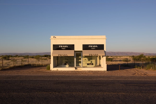 The Marfa Prada sculpture on US route 90 | © Sue Stokes/Shutterstock