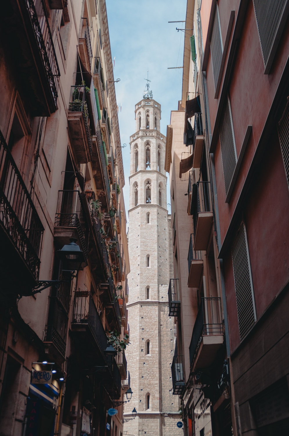 SCTP0030-CASTILLO-SPAIN-BARCELONA-EL BORN-51-2