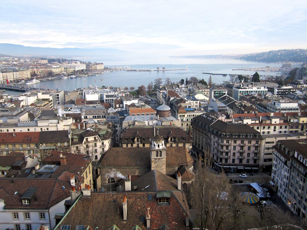 The 10 Best Bars In The Old Town Of Geneva, Switzerland