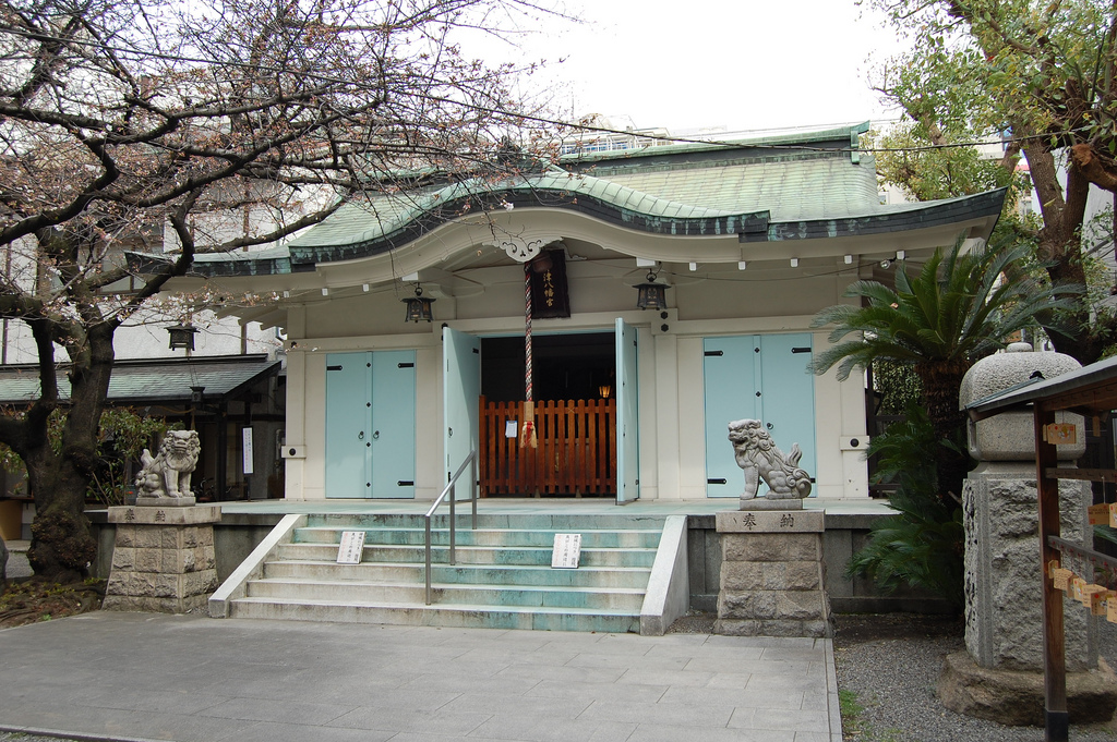 Mitsu Hachimachi Shrine | © jpellgen/Flickr