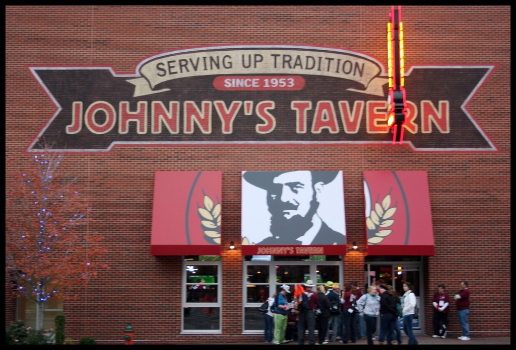 The 10 Best Bars In Kansas City, USA