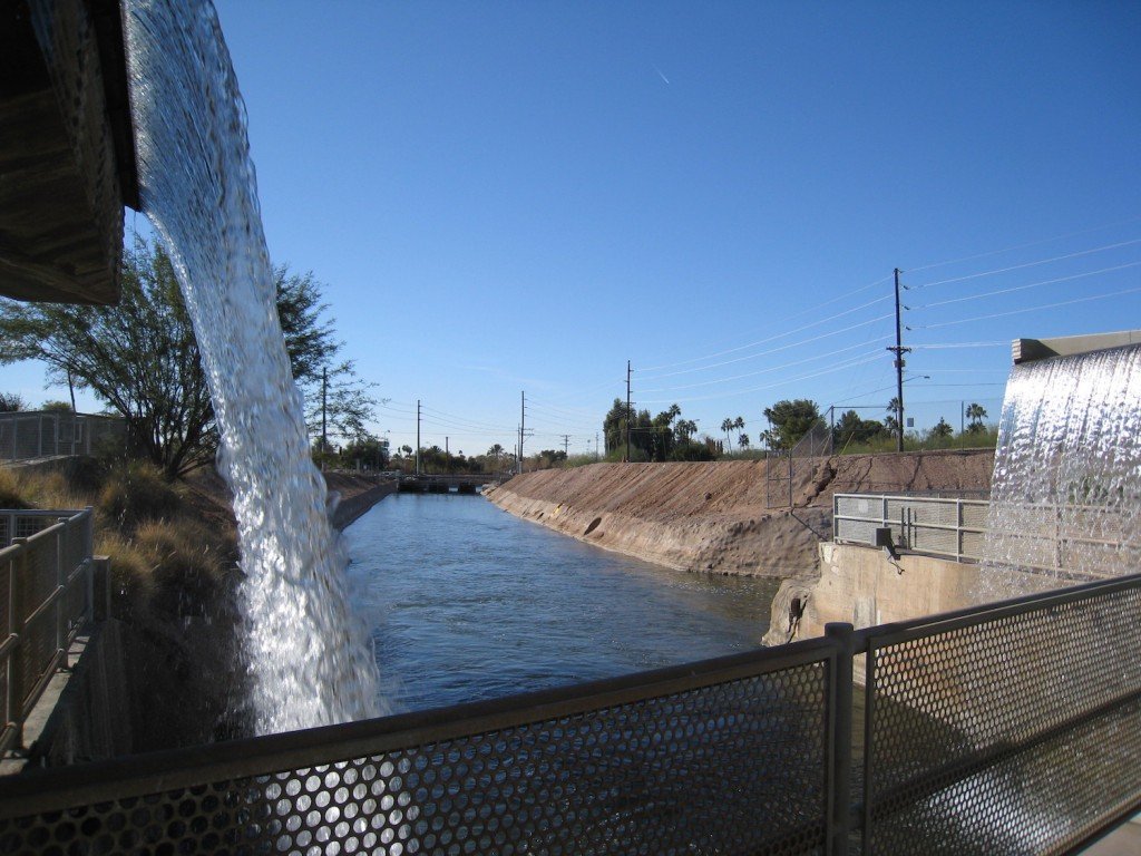 Phoenix’s man-made historic waterfall was built in 1902 © Dru Bloomfield / Flickr