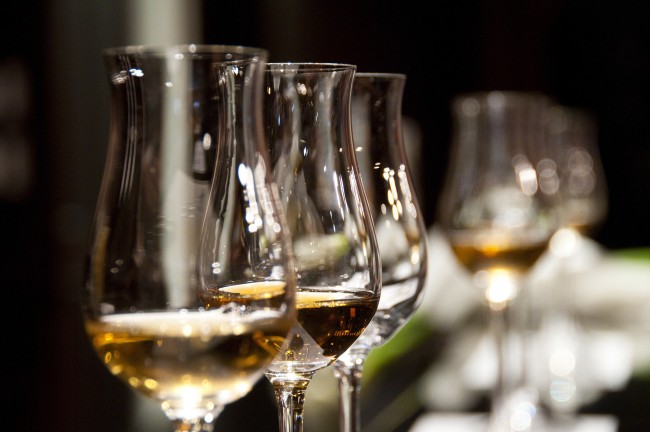 Wine Glasses/ ©Pixabay