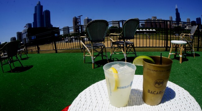 Cocktails at the Lolla Lounge | © CestLaVibe.com