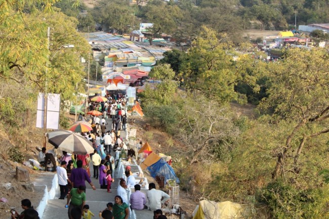 People gather at the yatra| © Bhushan Bawankule