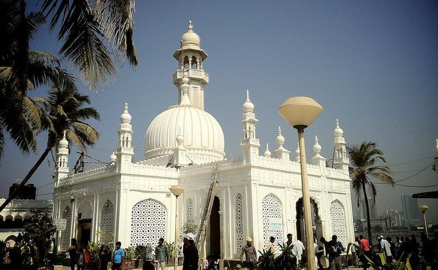 Haji Ali Dargah. Image courtesy: Yogesh Mhatre/Flickr