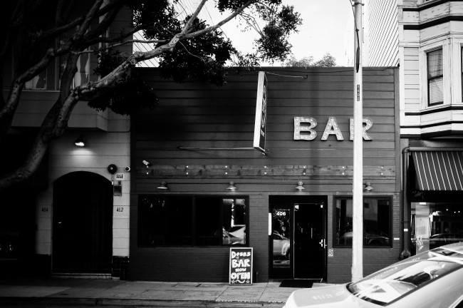 Dobbs Bar © Roshan Vyas/Flickr
