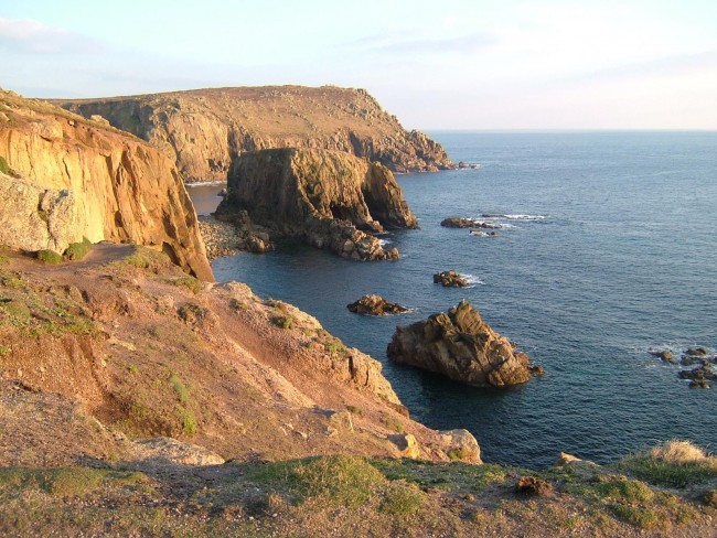 Land’s End Beach © Karen Roe/Flickr