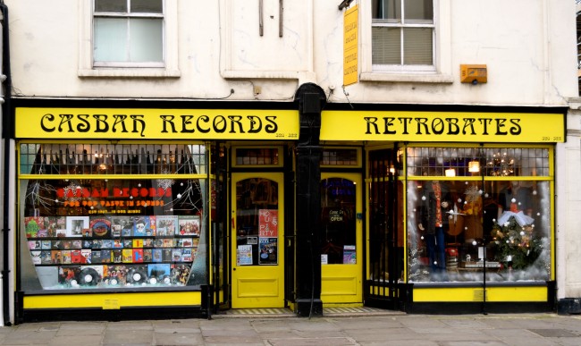 Retrobates Vintage at The Beehive | © Angie Quinn