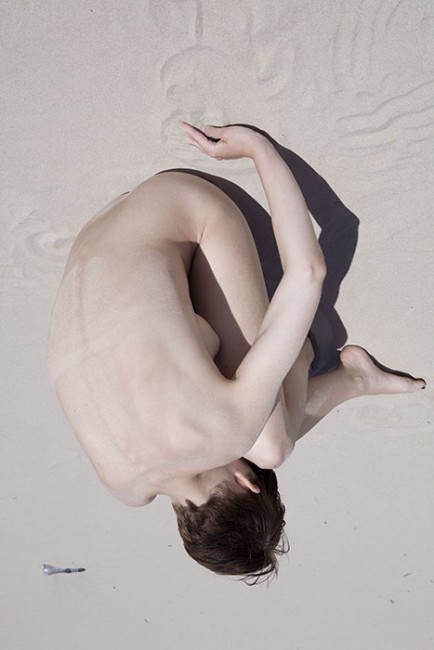© Viviane Sassen | series In and Out of Fashion| Nest