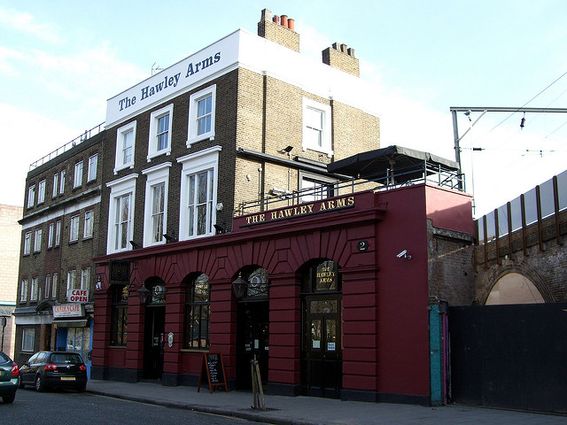 The Hawley Arms | © Ewan Munro/Flickr